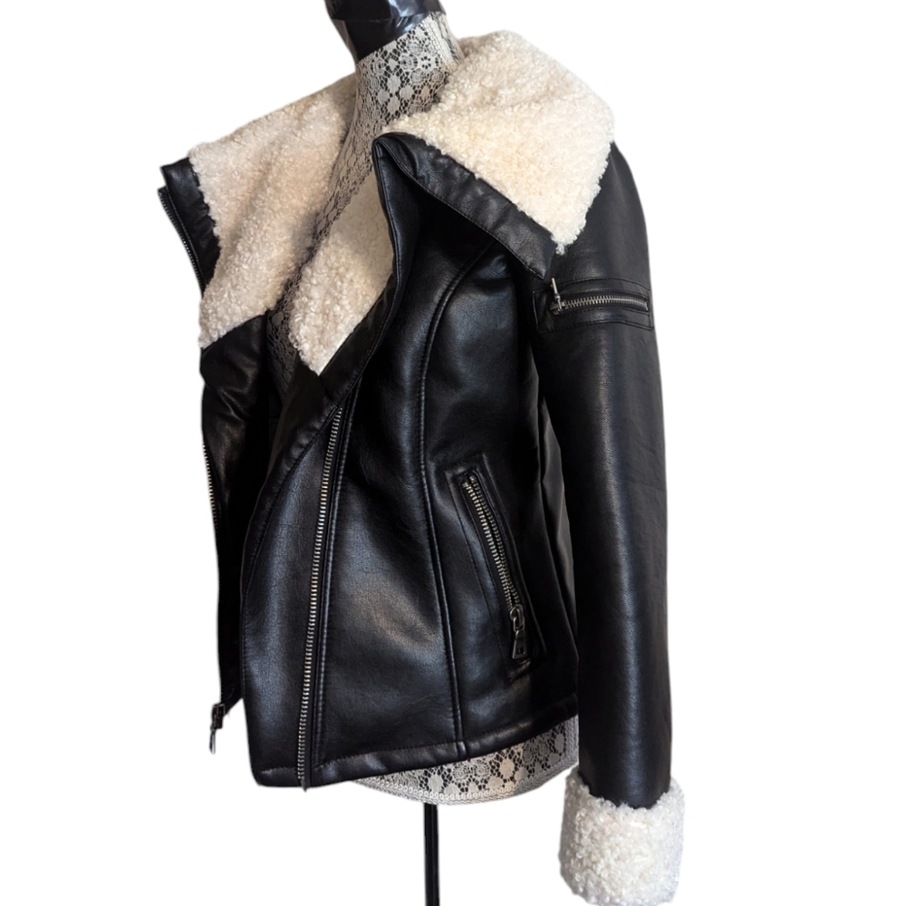 Guess Los Angeles Jacket - Picture 9 of 13